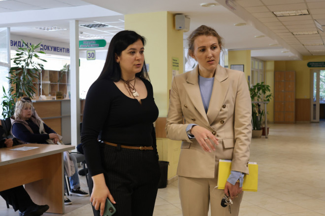 Аудит безбар’єрності: в обласному центрі Волині перевірили ЦНАП на доступність