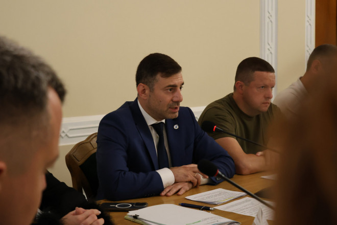 Захист прав людини: в ОВА відбулась оперативна нарада за участю омбудсмена Дмитра Лубінця