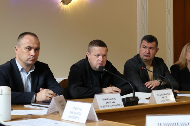 Оперативна нарада у Волинській ОВА : обговорили готовність  громад до опалювального сезону та забезпечення твердим паливом