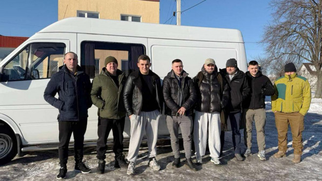 Ремонтна бригада з Камінь-Каширського району допомагає відновлювати теплопостачання у Києві