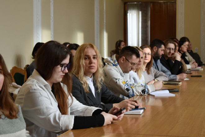 Можливості для молоді малих громад: в обласному центрі Волині обговорили гранти Українського молодіжного фонду