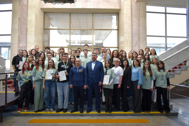 Т.в.о. начальника ОВА відзначив волинських переможців Національного етапу міжнародної екологічної олімпіади GENIUS Olympiad Ukraine  Сьогодні у стінах Волинської обласної військової адміністрації відб