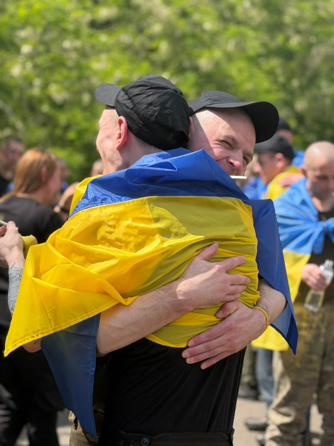 Під час чергового обміну полоненими додому повертаються п’ятеро захисників