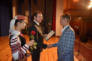 Олександр Киричук відзначив передовиків сільськогосподарської галузі Волині - Фото 1