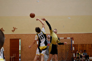 Юнаки Луцького ліцею №28 – чемпіони волинських шкільних ліг з баскетболу - Фото 1