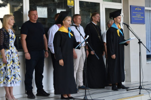 Майже 400 першокурсників Луцького педколеджу привітав очільник області Юрій Погуляйко - Фото 1