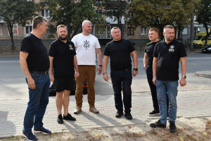 Міжнародна благодійна організація «Global Empowerment Mission» допоможе постраждалим від ракетного влучання у Луцьку - Фото 1